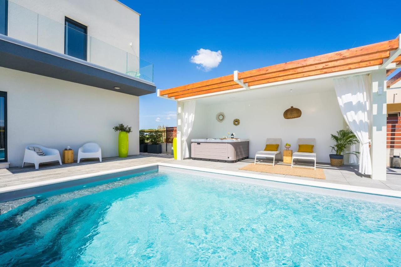 Villa Olea With Heated Pool And Jacuzzi Sukošan Dış mekan fotoğraf